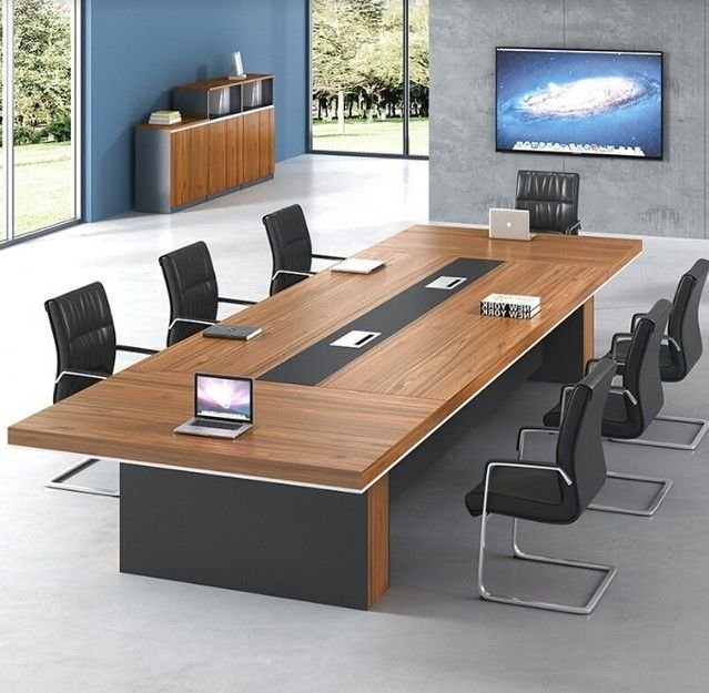 Minimalist Meeting Room