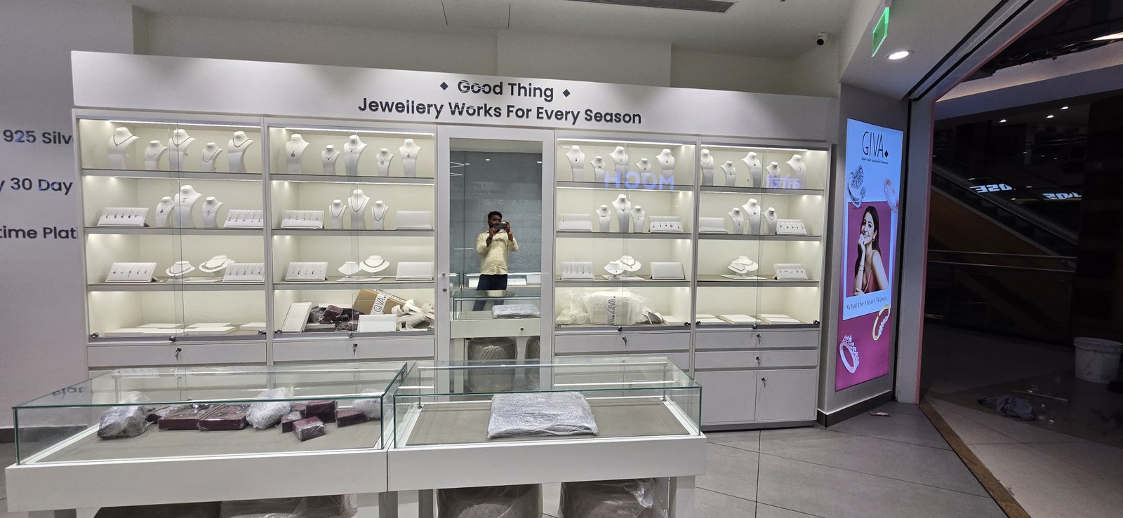 Luxury Jewellery Wall Showcase